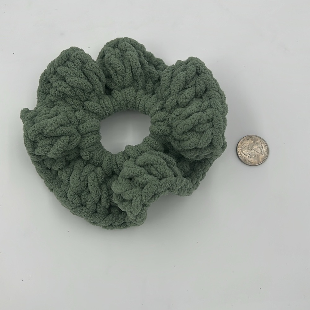 LAST SET! Crochet Scrunchies- set of 2 Handmade - Picture 3 of 4